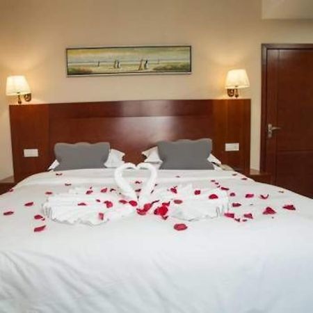Chonpines Hotel Anshun Zewnętrze zdjęcie